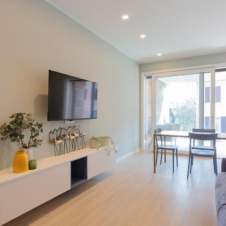 Exclusive Terrace Garden View - 15 Min From Duomo Apartment Milan Exterior photo