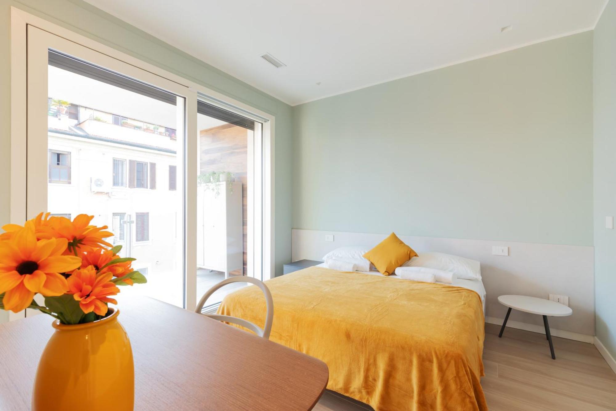 Exclusive Terrace Garden View - 15 Min From Duomo Apartment Milan Exterior photo