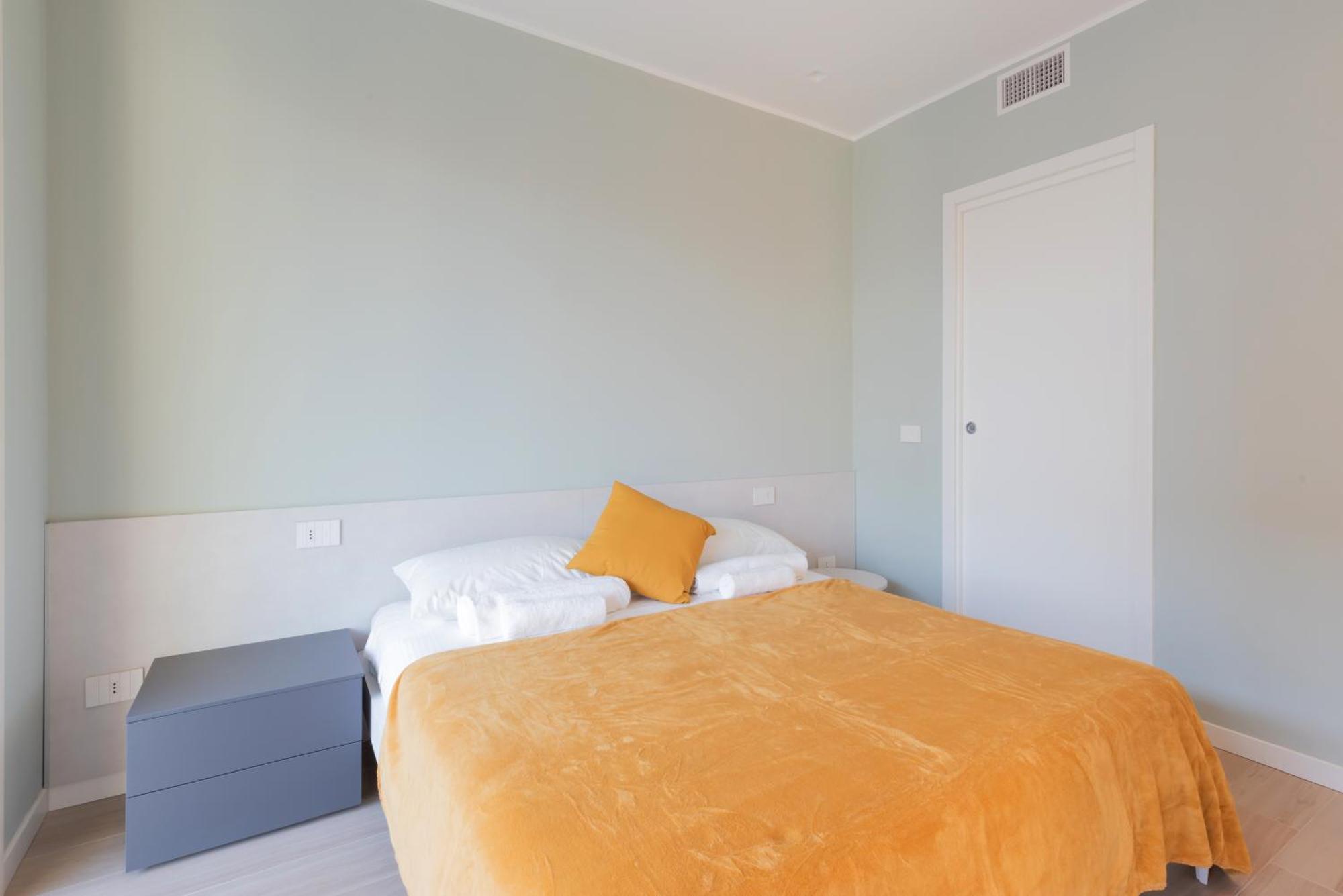 Exclusive Terrace Garden View - 15 Min From Duomo Apartment Milan Exterior photo